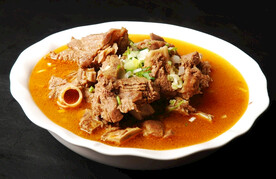 陕北红清炖羊肉