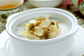 酸菜胡豆瓣汤