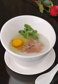 窝蛋牛肉粥