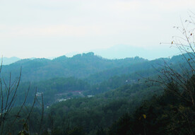 山 