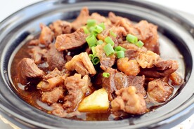 牛腩土豆煲