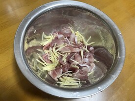姜丝拌肉片