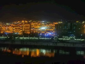 江边夜景