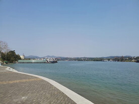 湖景