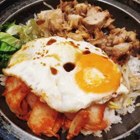石锅拌饭