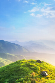 草地 天空 山峰 蓝天