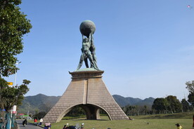 三个峒人