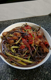 酸辣蕨菜 