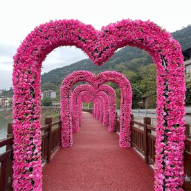 心形拱门