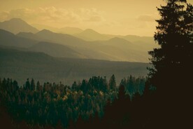 晚霞山景