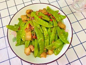 荷兰豆炒肉