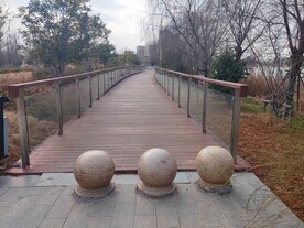 花岗岩石墩子