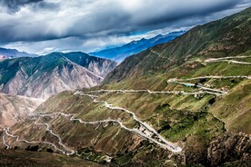 山路十八弯