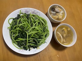 青菜与鸡汤