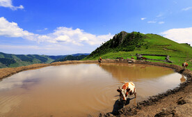 山顶湖泊