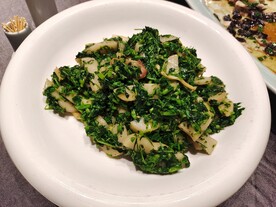 花草炒年糕