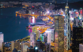 海边城市夜晚