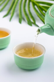 倒茶