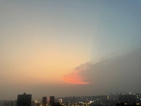 城市火烧云