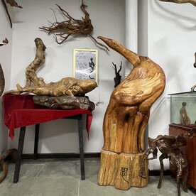 三峡根雕动物园