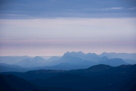 水墨山水背景