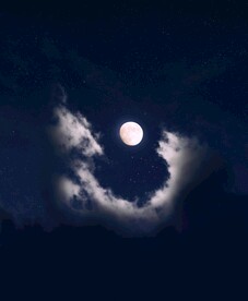 月亮与星空