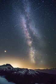 雪山与星空