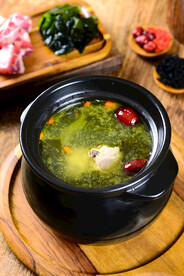 螺旋藻煨排骨