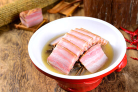 蕨菜农家腊肉