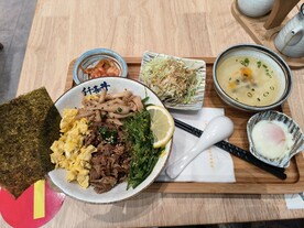 日式牛肉饭套餐