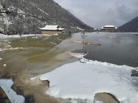 鹧鸪山 