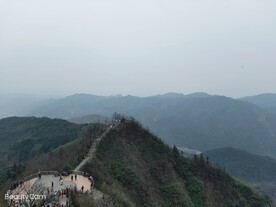 山巅小庙