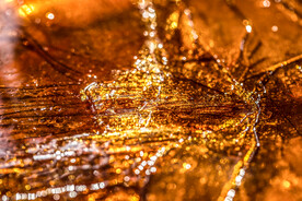 琥珀金磨砂金属质感背景