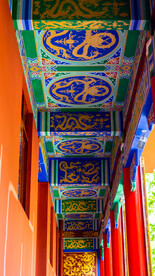 黔灵山公园弘福寺廊顶