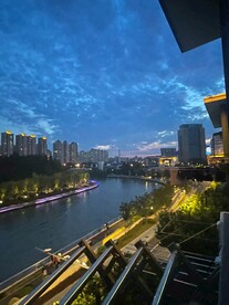 河流与天空