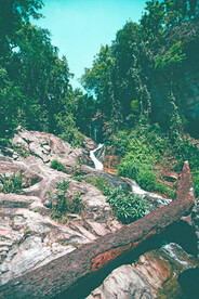 山间小溪