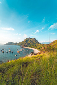 海边游艇