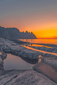 夕阳海边