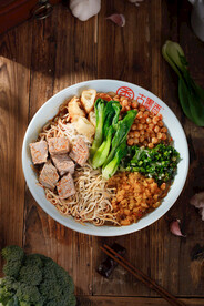 牛肉酸辣粉