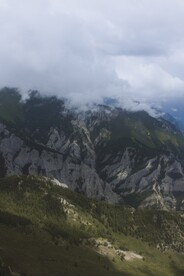 云 山
