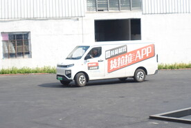 夏天货拉拉面包车发货工作