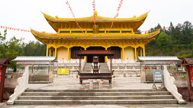 贵州铜仁大金佛寺金殿近景