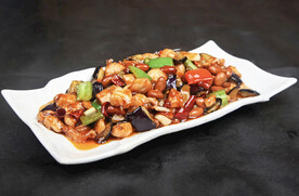 宫爆鸡丁