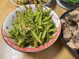 爆炒酸空心菜梗
