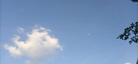 云