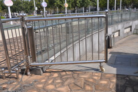 不锈钢护栏门