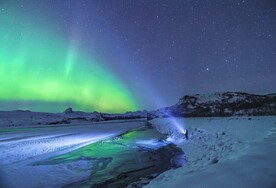 雪景和极光