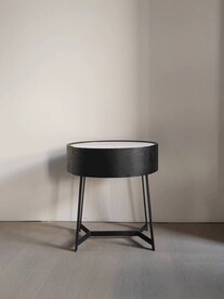 床头柜