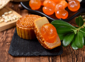 广式 蛋黄莲蓉 月饼