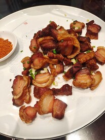 脆皮五花肉